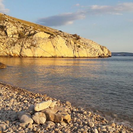 Studio Apartman Stara Baška Exterior foto