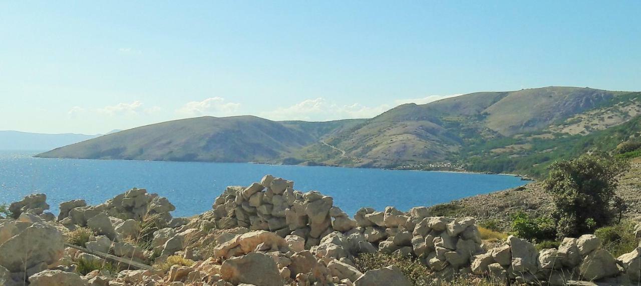 Studio Apartman Stara Baška Exterior foto