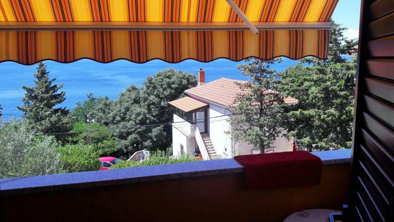 Studio Apartman Stara Baška Exterior foto