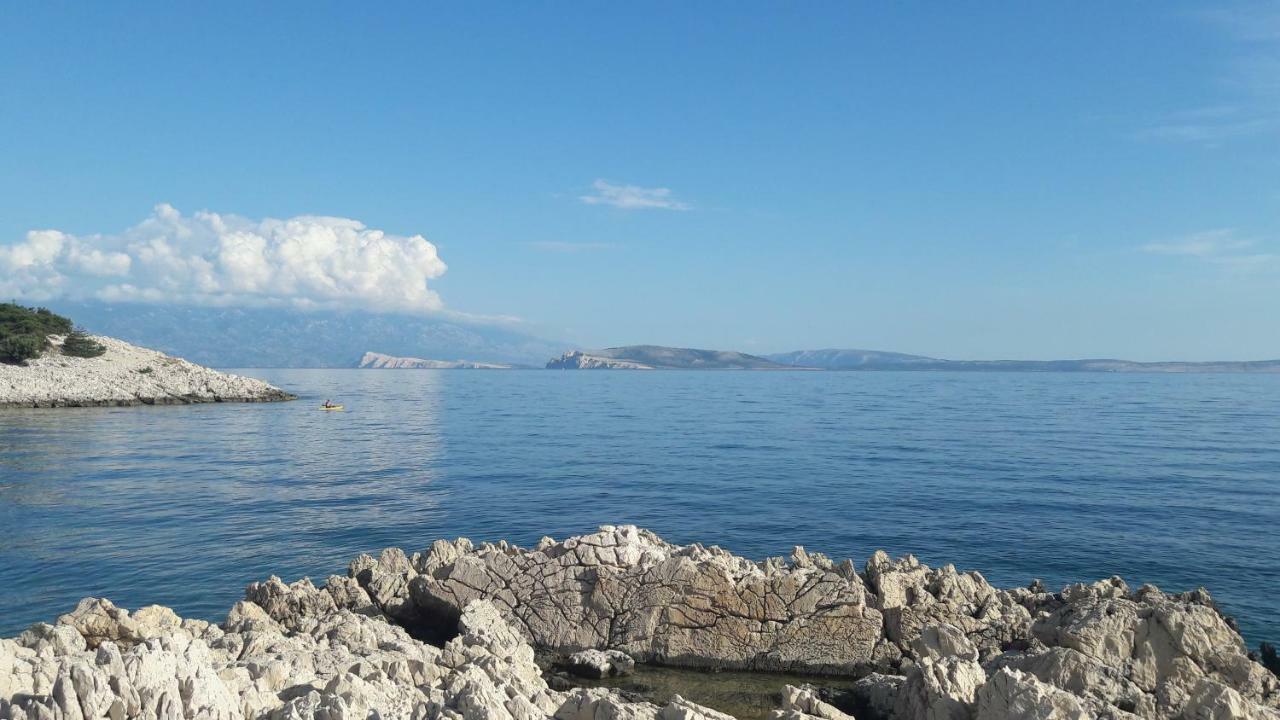 Studio Apartman Stara Baška Exterior foto