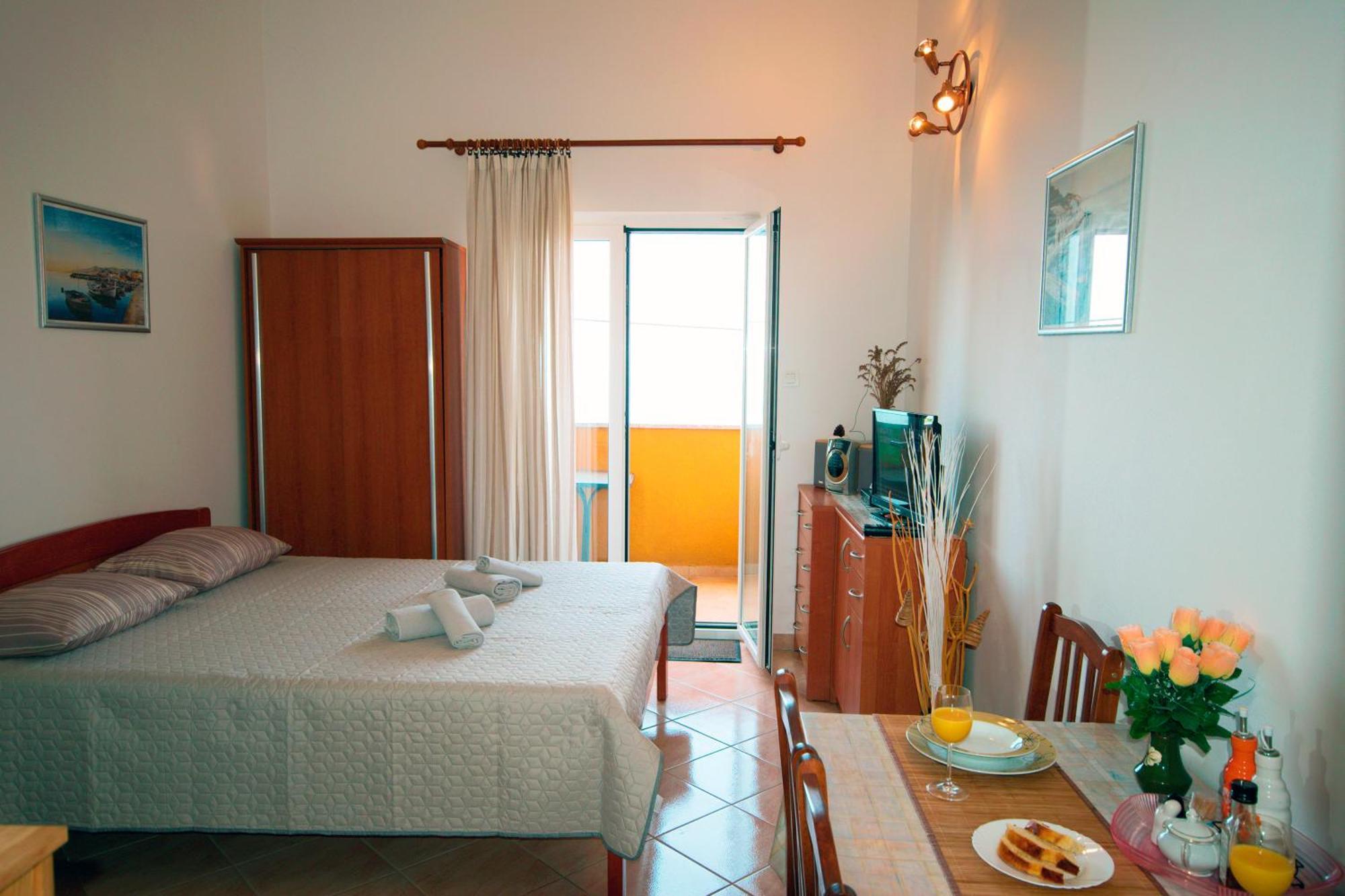 Studio Apartman Stara Baška Exterior foto